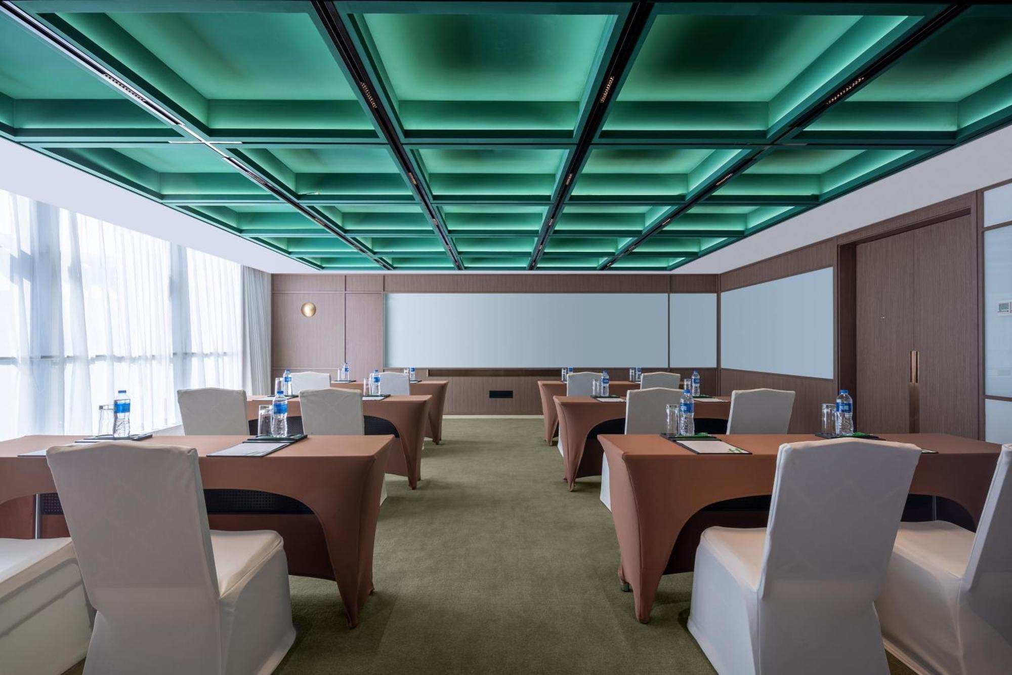 Holiday Inn Beijing Focus Square By Ihg Zewnętrze zdjęcie