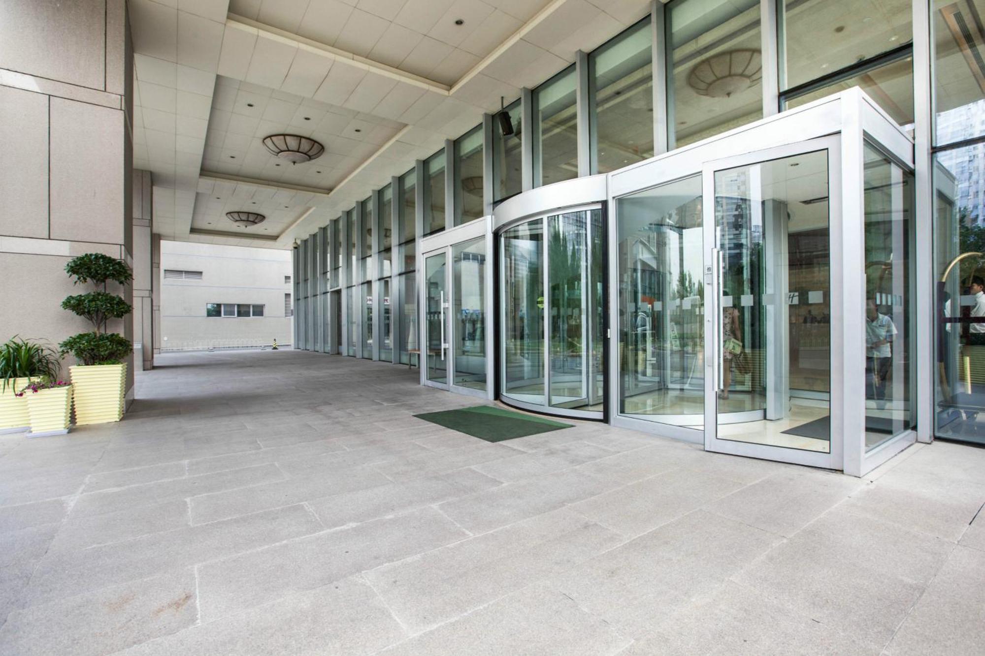Holiday Inn Beijing Focus Square By Ihg Zewnętrze zdjęcie