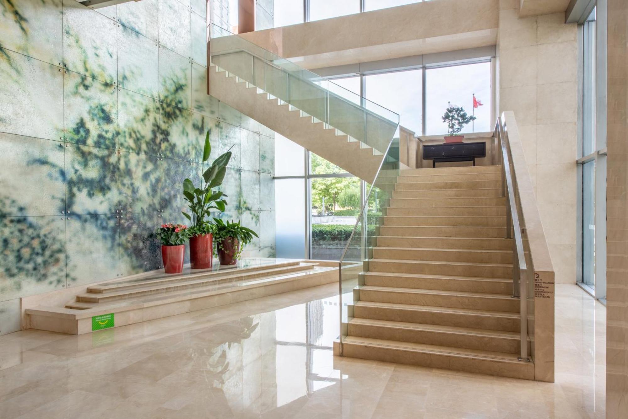 Holiday Inn Beijing Focus Square By Ihg Zewnętrze zdjęcie