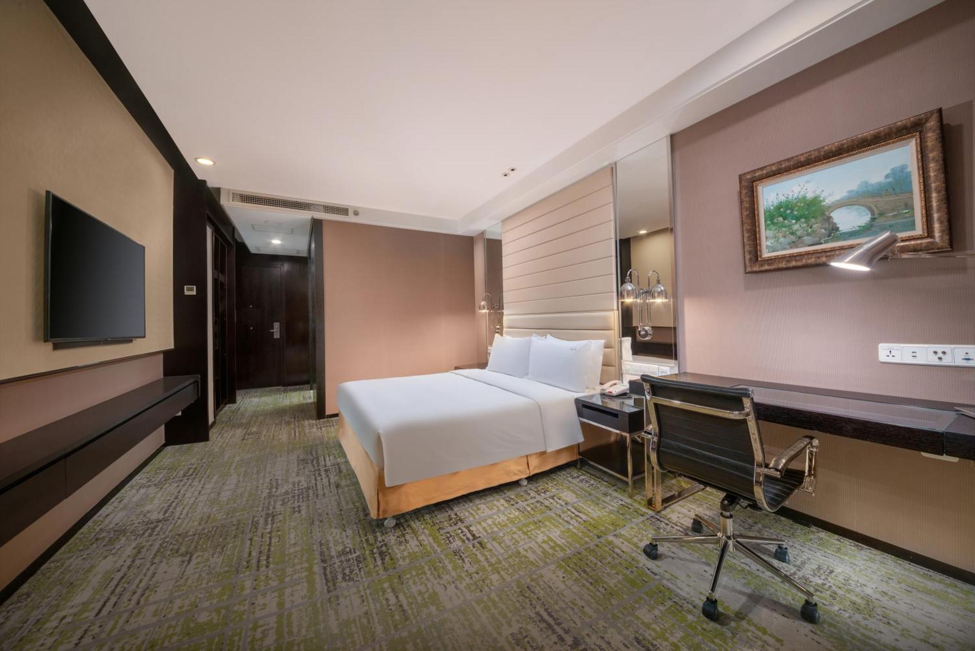 Holiday Inn Beijing Focus Square By Ihg Zewnętrze zdjęcie